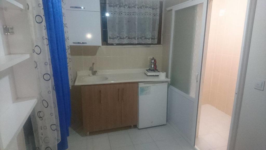 Erkin Apart Hotel Karsiyaka  Экстерьер фото