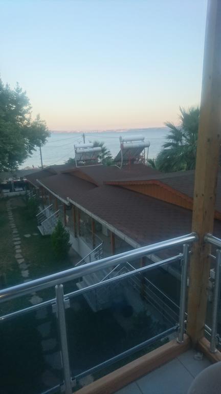 Erkin Apart Hotel Karsiyaka  Экстерьер фото